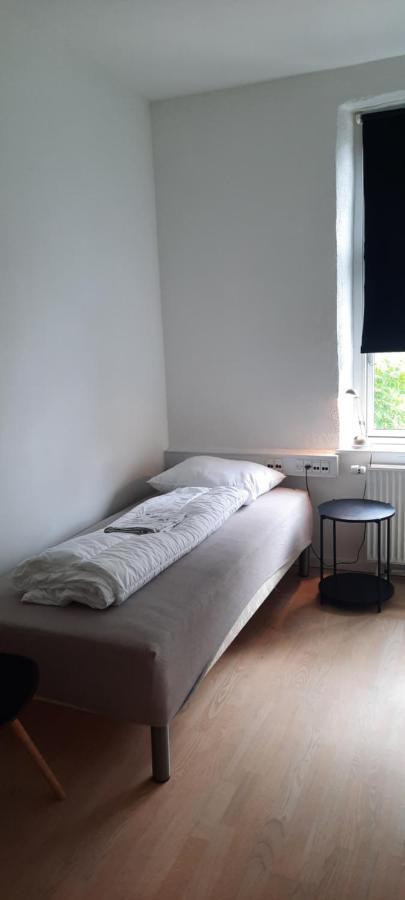 Private Room In A Shared Apartment Odense Exterior foto
